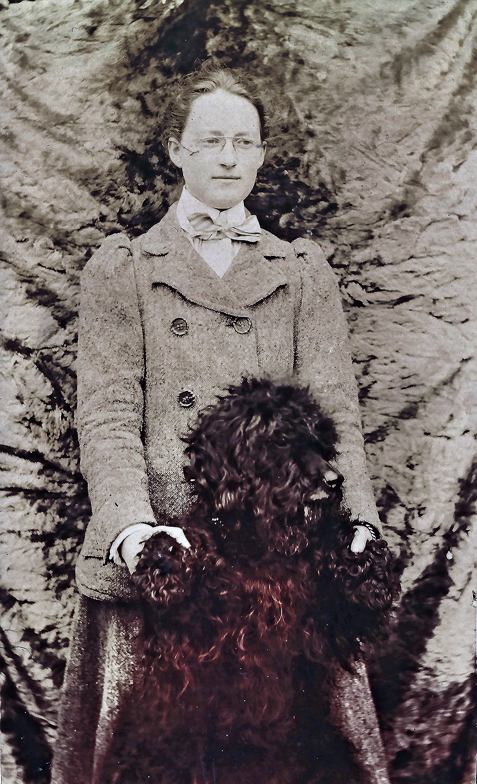 Dulcibella Childers, favourite sister of Erskine Childers, Wicklow, 1909.